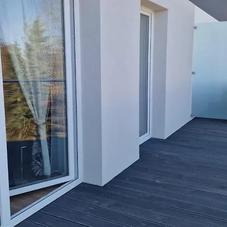 Apartment Comfy Near The Sea In G