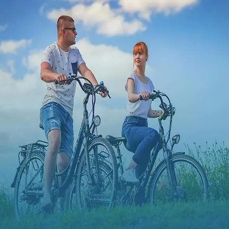 Comfy Near The Sea In *