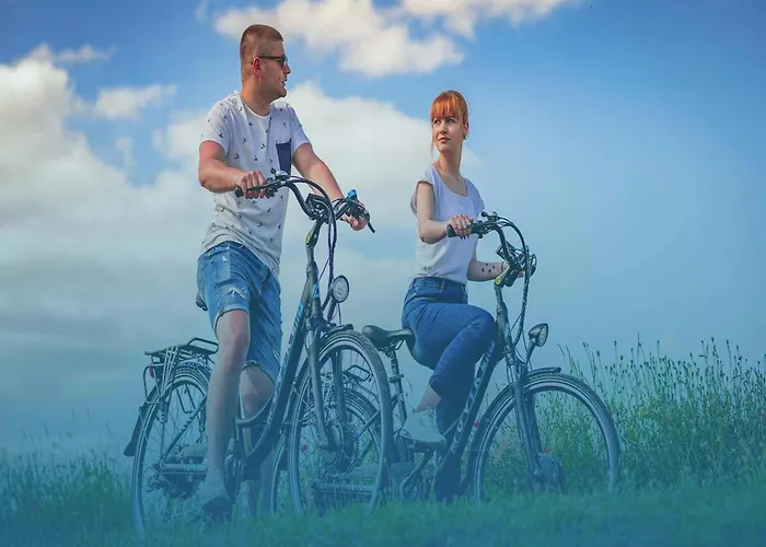 Comfy Near The Sea In *