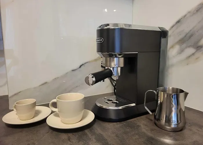 アパート Comfy Near The Sea In *