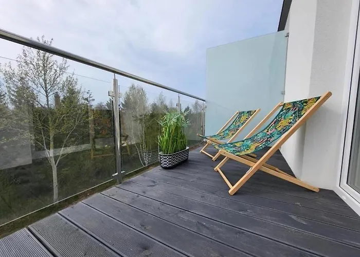 Comfy Near The Sea In *